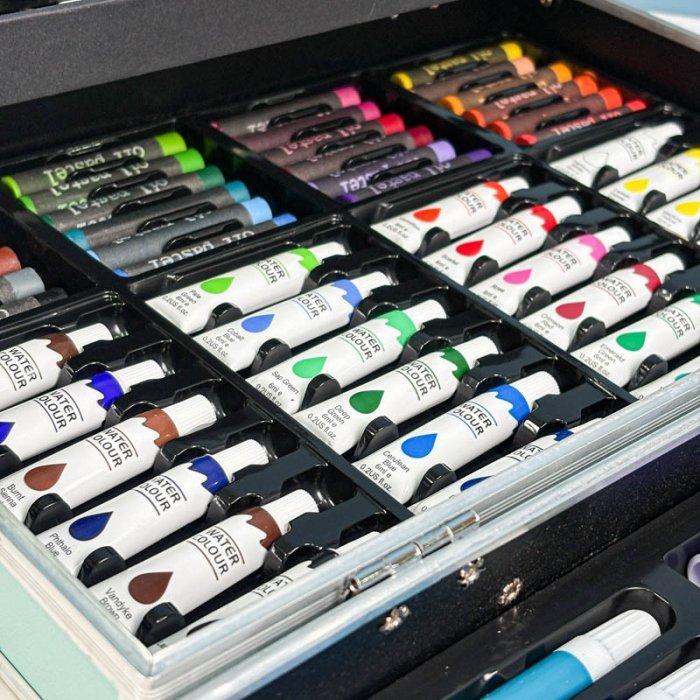 ست نقاشی چمدانی 143 تکه طرح یونیکورن کد 7017413