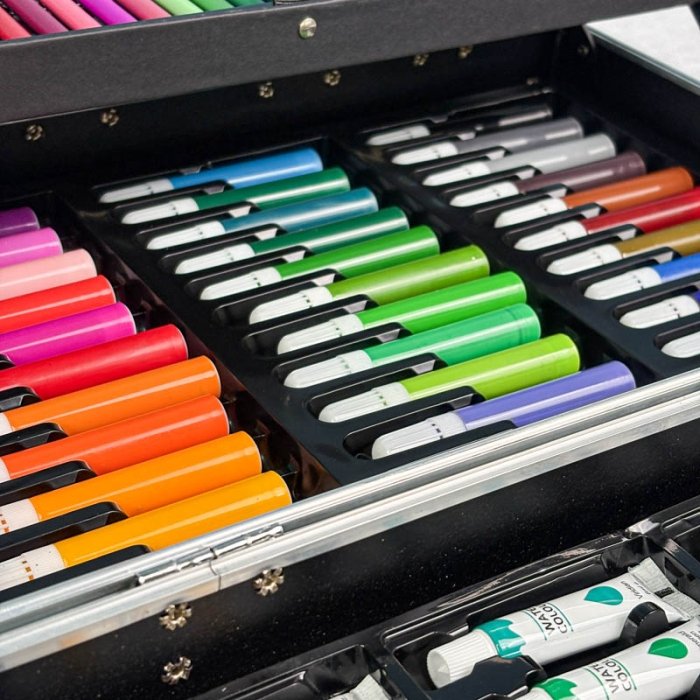 ست نقاشی چمدانی 143 تکه طرح کرومی کد 7017408