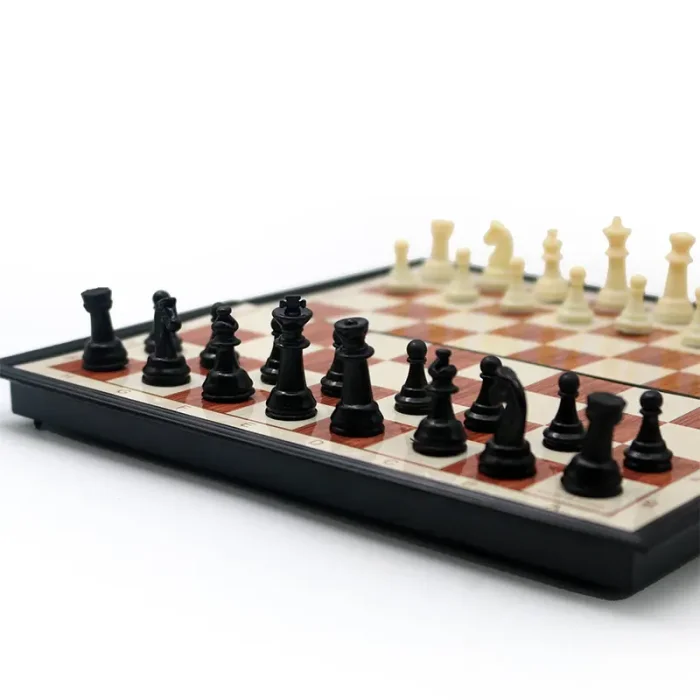 اسباب بازی شطرنج جیبی مگنتی کد 8408