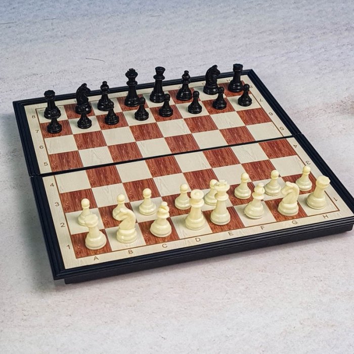 اسباب بازی شطرنج جیبی مگنتی کد 8408