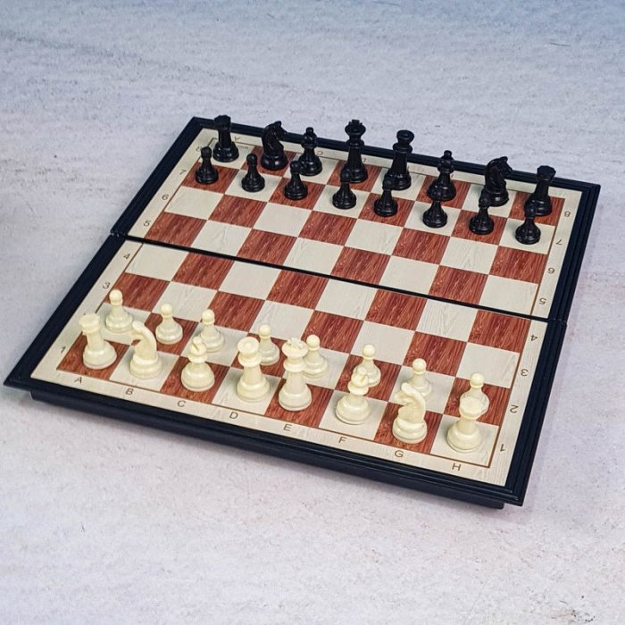 اسباب بازی شطرنج جیبی مگنتی کد 8408