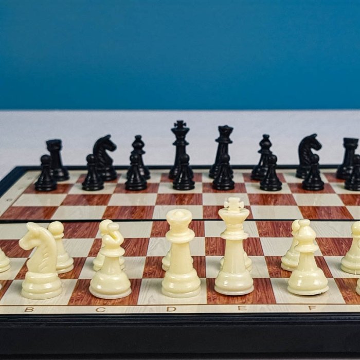 اسباب بازی شطرنج جیبی مگنتی کد 8408