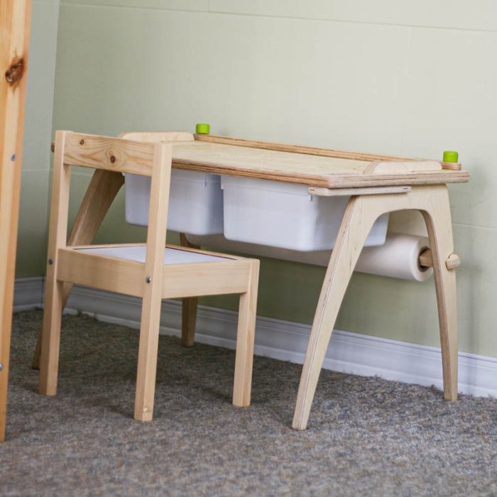 میز کودک مونته سوری به همراه رول کاغذ کد 30605559