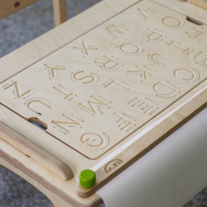 میز کودک مونته سوری به همراه رول کاغذ کد 30605559