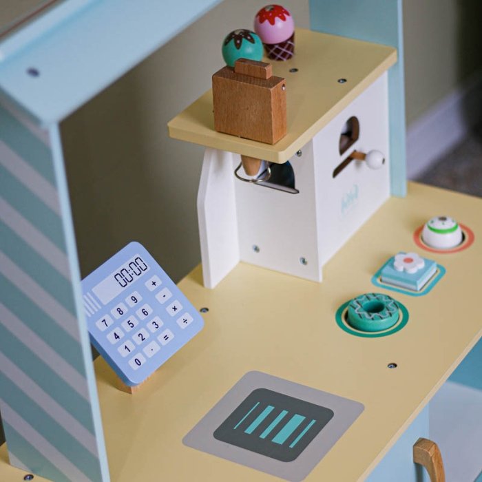 اسباب بازی استند بستنی چوبی کد MSN23038