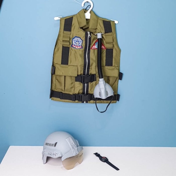 لباس مشاغل کودک خلبان سبز با لوازم کد A012