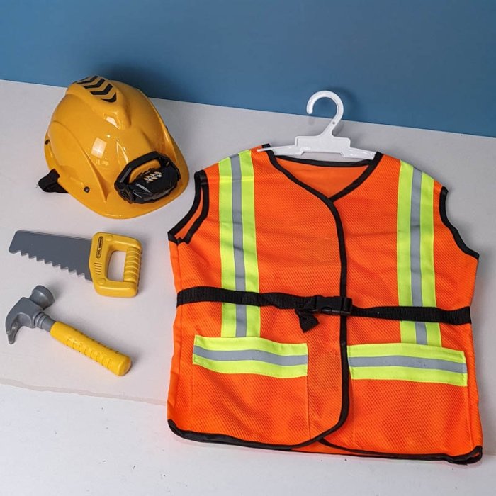 لباس مشاغل کودک نجار با لوازم کد T022