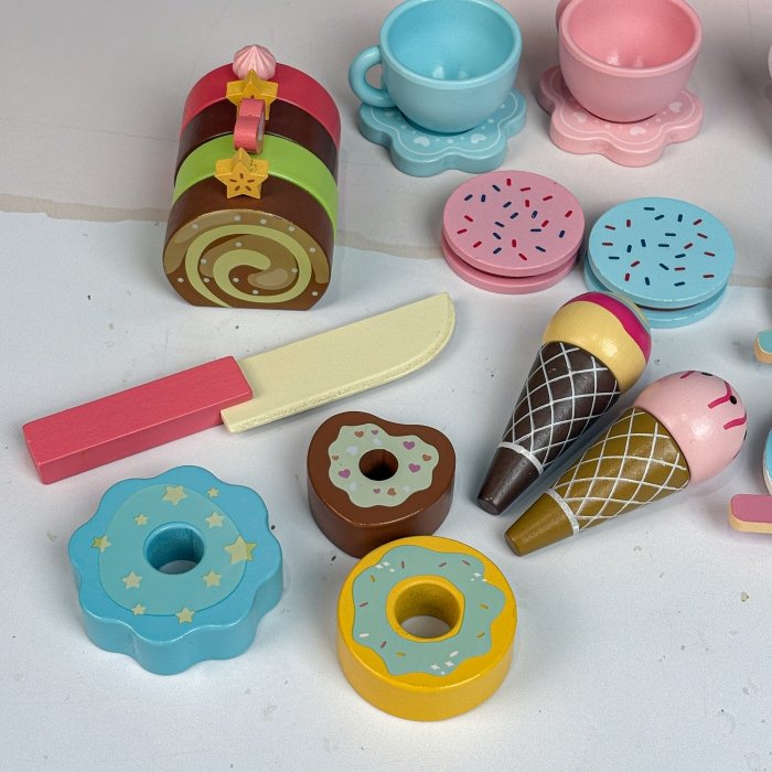 اسباب بازی ست عصرانه خوری چوبی کد KBQ2020019