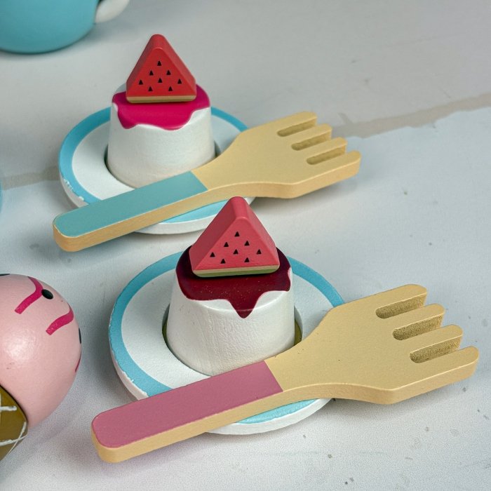 اسباب بازی ست عصرانه خوری چوبی کد KBQ2020019