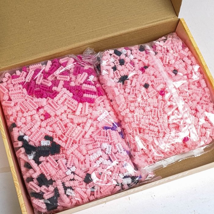 لگو 2205 تکه مدل استیچ صورتی کد 8605