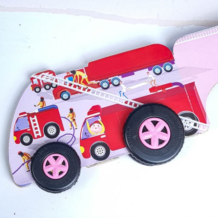 کتاب کودک به من میگن آتشنشان کد 7062342