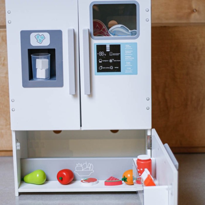 یخچال چوبی  کودک 3 در رنگ  سفید کد BL20147