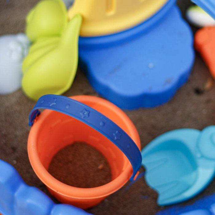 اسباب بازی میز آب بازی و شن بازی دو طبقه کد  HG1258