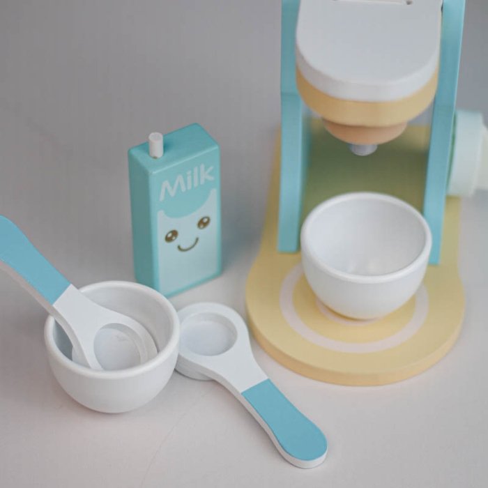 اسباب بازی قهوه ساز چوبی آبی کد KBQ2020013