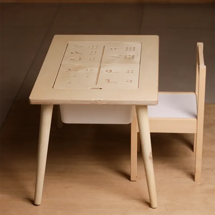 میز کودک چوبی با دو باکس بزرگ سفید مدل P/5556/C