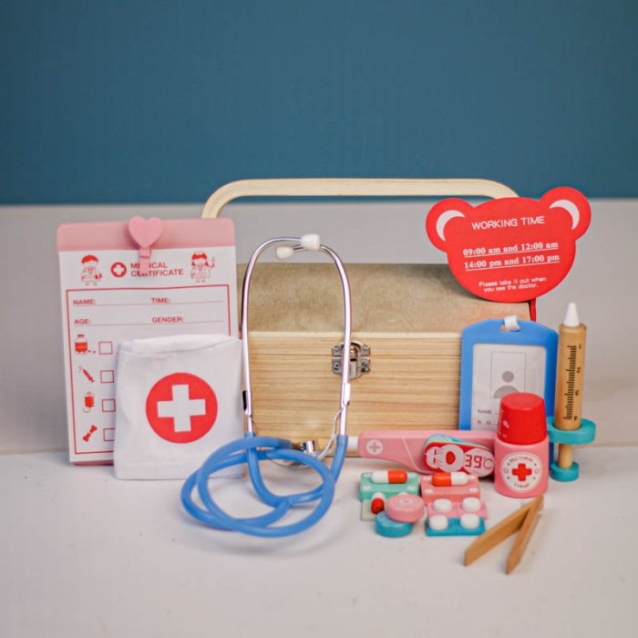اسباب بازی کیف پزشکی چوبی کد JHTOY352