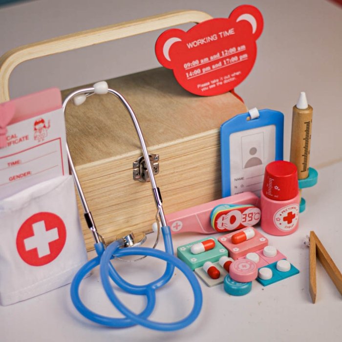 اسباب بازی کیف پزشکی چوبی کد JHTOY352