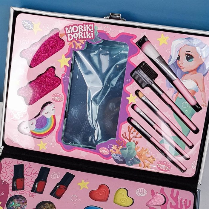 ست لوازم آرایشی کودک چمدانی کد 2060B