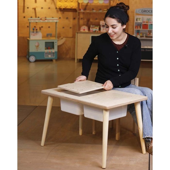 میز کودک چوبی با دو باکس بزرگ سفید مدل P/5556/C