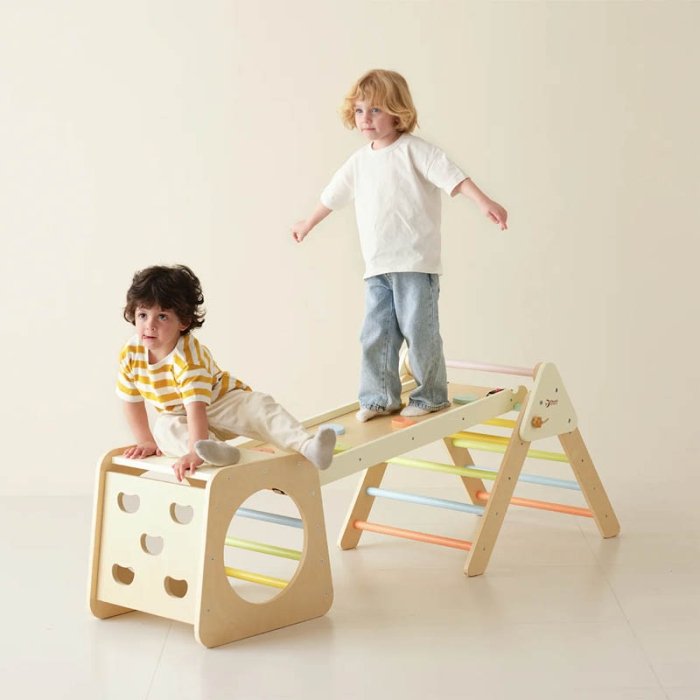 اسباب بازی نردبان مثلثی پیکلر کلاسیک ورلد classic world Foldable Children Triangle Climbing Set کد 60015