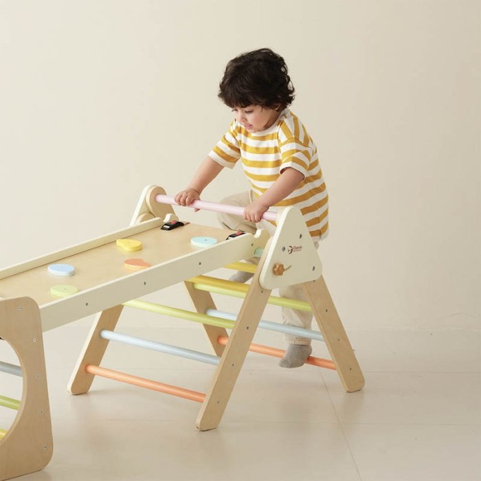 اسباب بازی نردبان مثلثی پیکلر کلاسیک ورلد classic world Foldable Children Triangle Climbing Set کد 60015