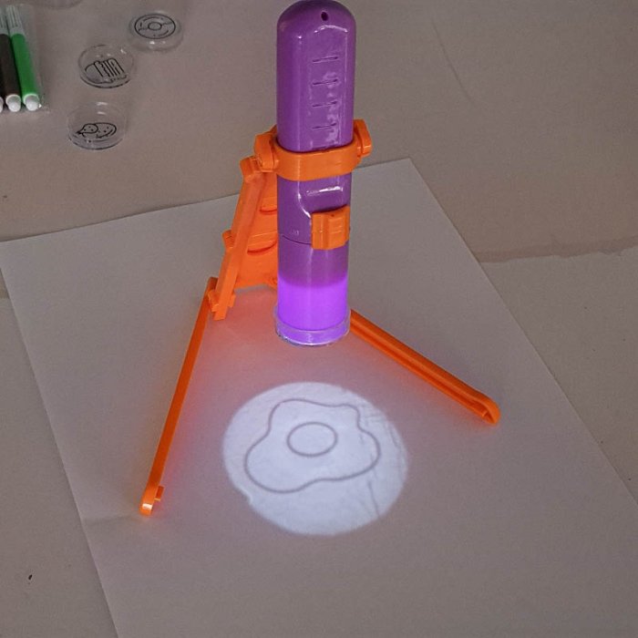 استند پروژکتور نقاشی 6 رنگ کد 71768