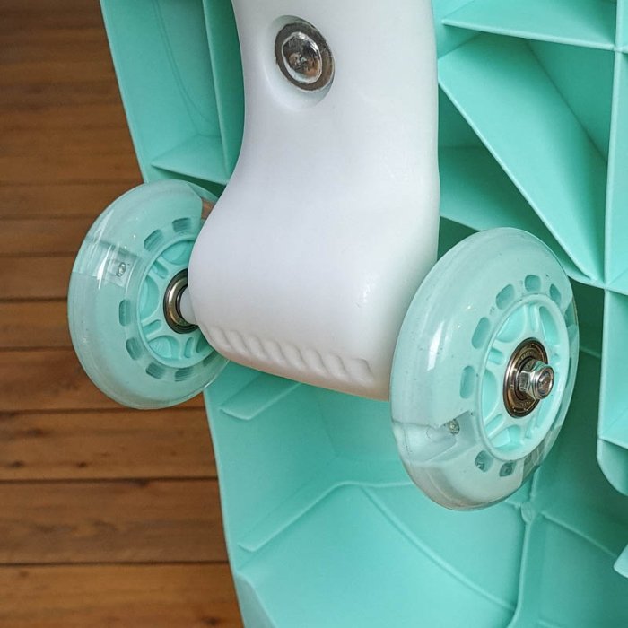 پلاسماکار چرخ ژله ای چراغدار نعنایی کد P/MTD888/D