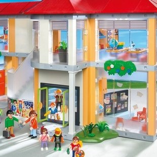 playmobil_toys_furnished_school_building_3_4324.jpg