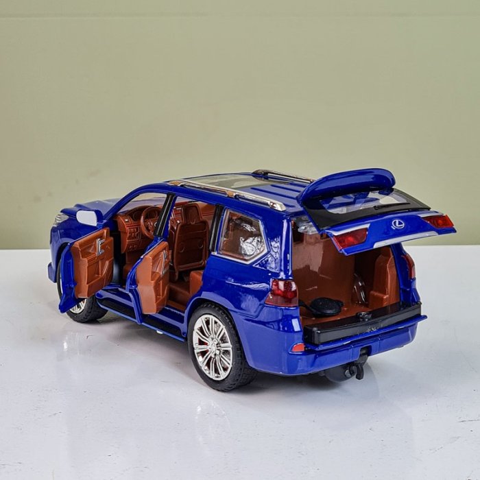 ماکت ماشین عقب کش دودزا مدل لکسوس کد CZ125D