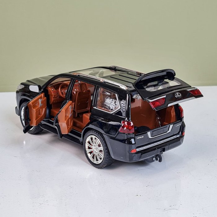 ماکت ماشین عقب کش دودزا مدل لکسوس کد CZ125D