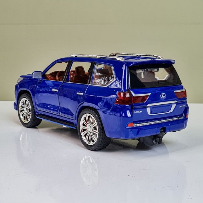 ماکت ماشین عقب کش دودزا مدل لکسوس کد CZ125D