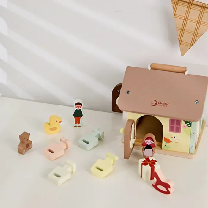 خانه عروسک چوبی قفل دار کلاسیک ورلد Classic World WOODEN LOCKING HOUSE کد  20270