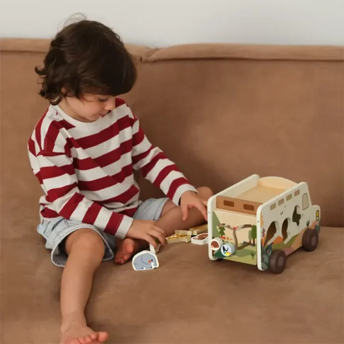 اسباب بازی چوبی کامیون ماجراجوی کلاسیک ورلد Classic World Prairie Adventurer Truck کد20257