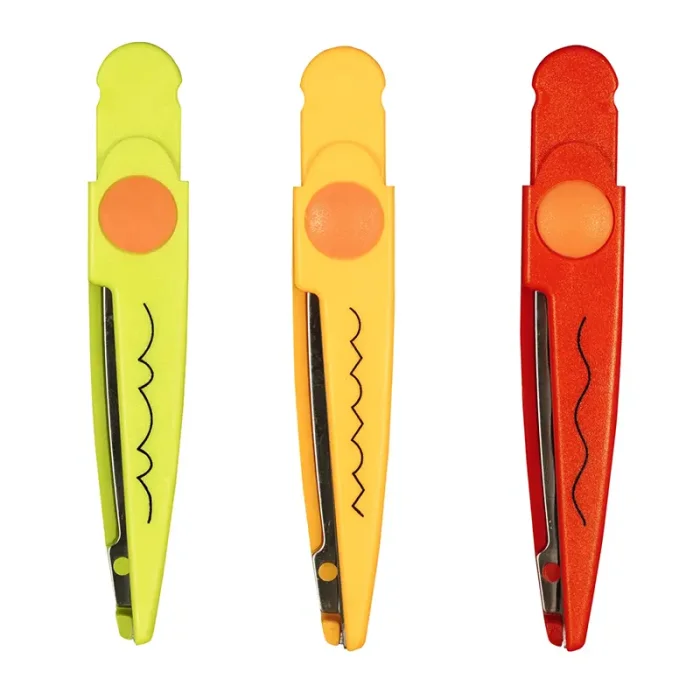 قیچی سفید tommee tippee scissors 43304420
