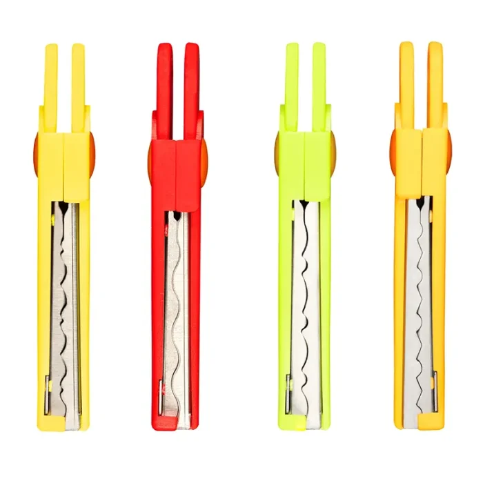 قیچی سفید tommee tippee scissors 43304420