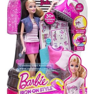 عروسک باربی با لباس اضافه barbiee