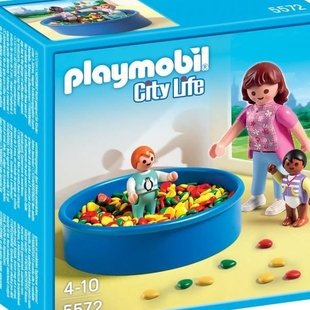 playmobil-5572-piscine-a-balles-pour-bebes.jpg