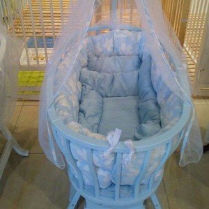 گهواره چوبی با ست لحاف آبی kidboo