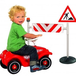 علائم راهنمايي و رانندگي PIC-8005