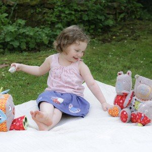 hey-bear-picnic-4-600x600.jpg