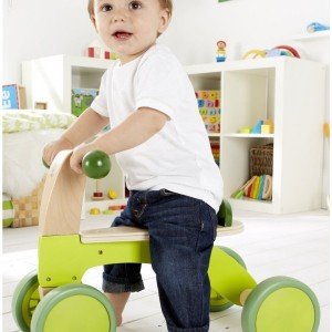 hape_e0101_ride-on_toys_3.jpg