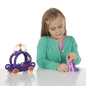 my_little_pony_cutie_markc_carriage_playset_b0359_rotaļlieta2.jpg