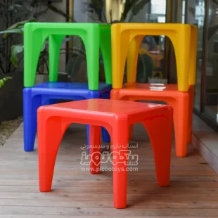 میز کودک مربع استار رنگ قرمز مدل P/7004/GH