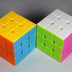 مکعب روبیک شبرنگ