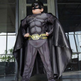 لباس بتمن با شنل کد 4217752