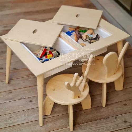 میز کودک چوبی با دو باکس به همراه صندلی چوبی کودک با طرح گوزن و خرگوش
