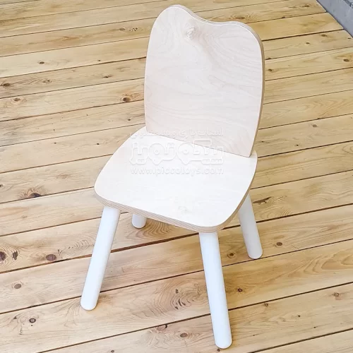 صندلی چوبی ساده