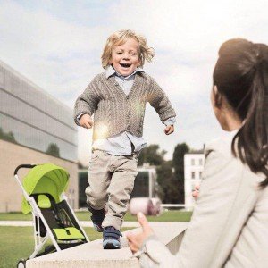 کالسکه recaro مدل easylife رنگ lime