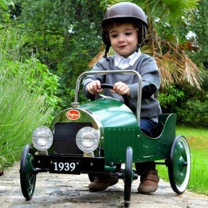 قیمت ماشین پدالی فلزی سبز classic pedal car green baghera 1939