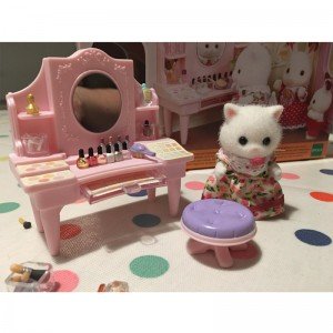 قیمت میز آرایش sylvanian families 5235